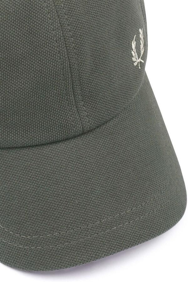 Fred Perry Pet Logo Donkergroen