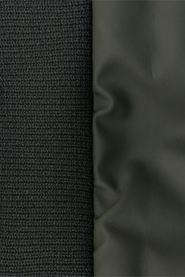 Rains Bodywarmer Trekker Donkergroen - Foto 2