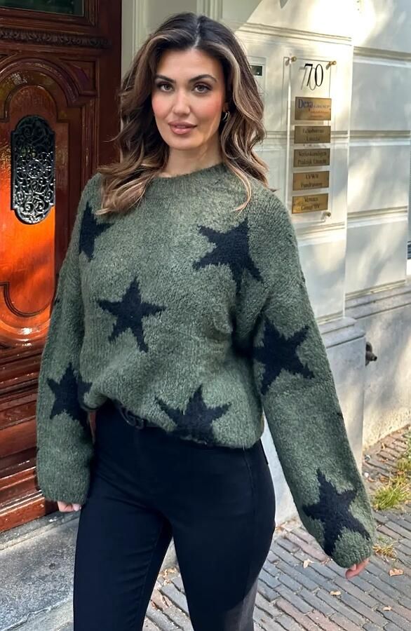 Soft Oversized Star Sweater Army