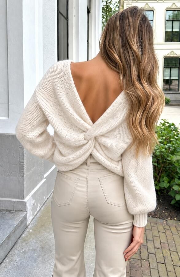 Twist Back Knit Soft Sweater Off White