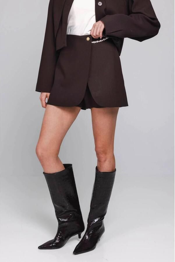 Accentil regular waist wide leg korte broek donkerbruin