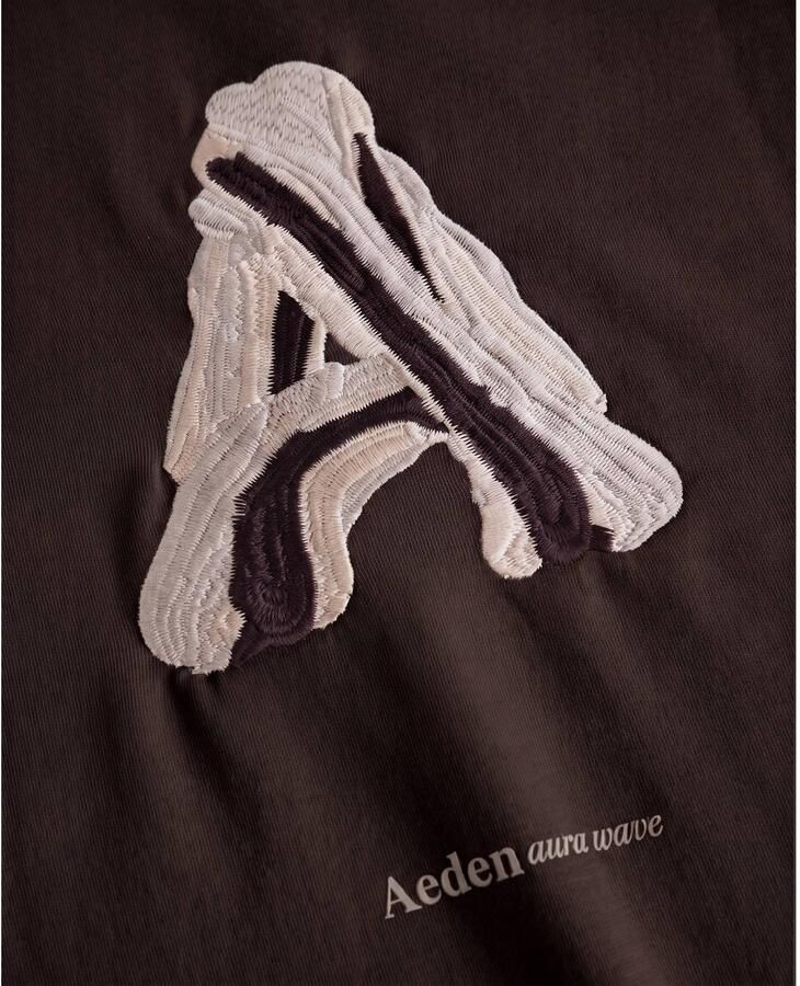 Aeden oversized sweater met borduursels en backprint donkerbruin - Foto 3