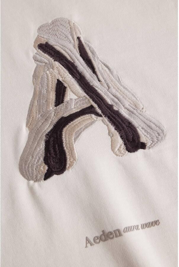 Aeden oversized trui met borduursels en backprint beige - Foto 3