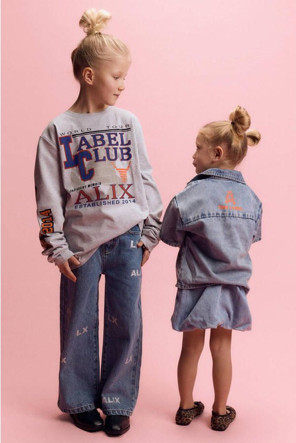 Alix the Label Alix Mini denim blouse met backprint light blue denim - Foto 4