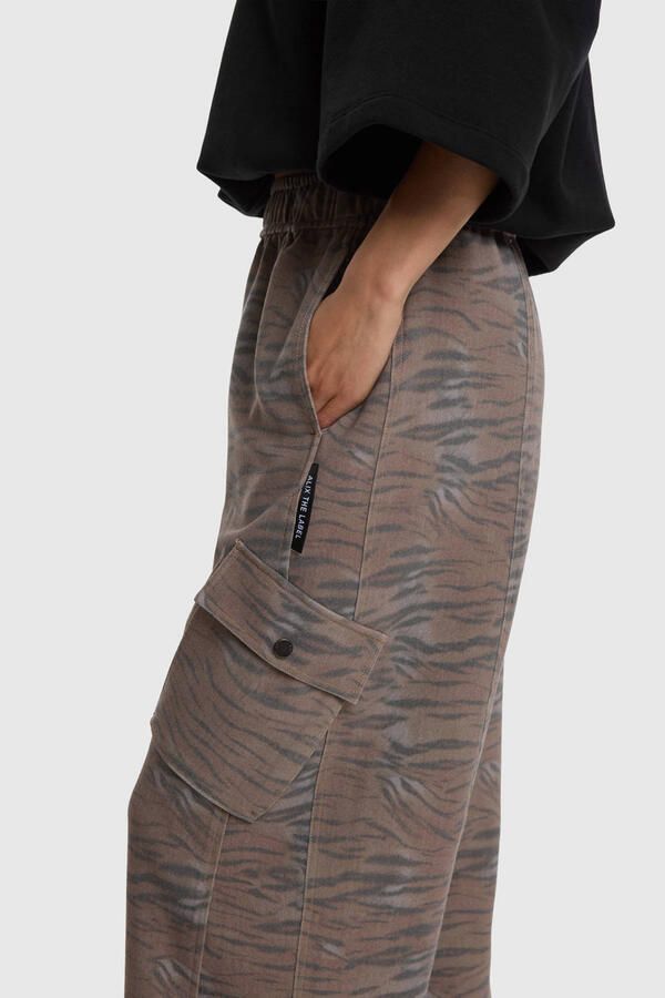 Alix the Label baggy cargobroek met dierenprint bruin - Foto 2