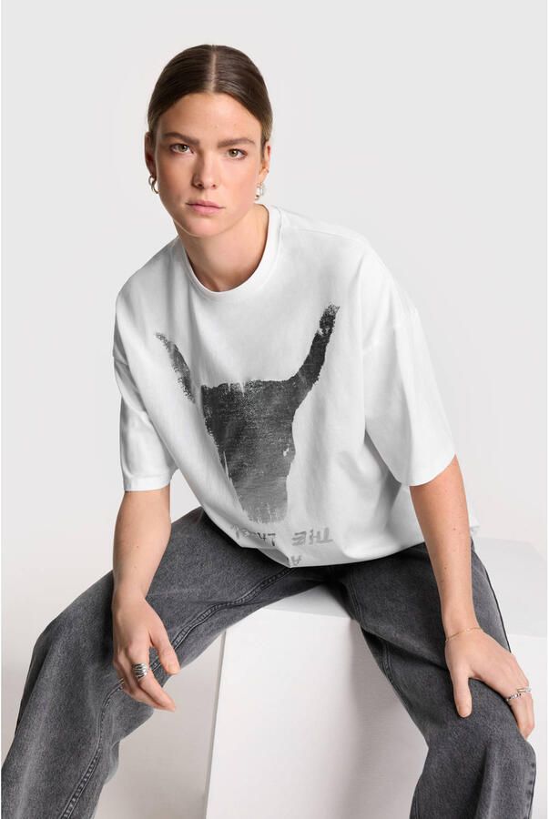ALIX THE LABEL Dames Tops & T-shirts Ladies Knitted Silver Bull T-shirt Wit - Foto 5