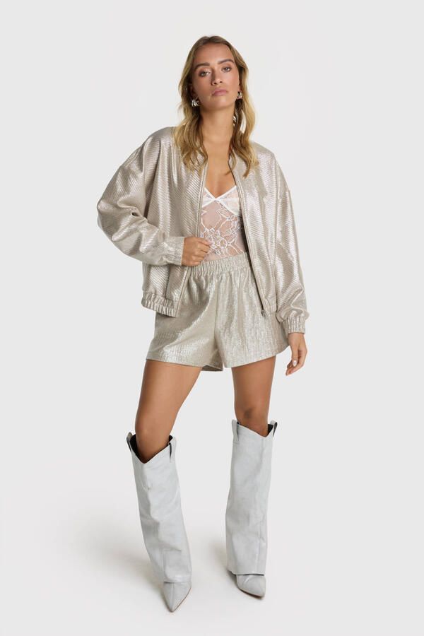 Alix the Label wide leg regular waist casual short champagne