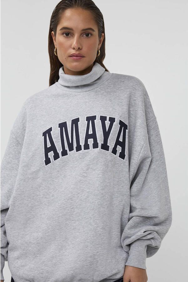 AMAYA Amsterdam katoenen sweater met tekst grijs