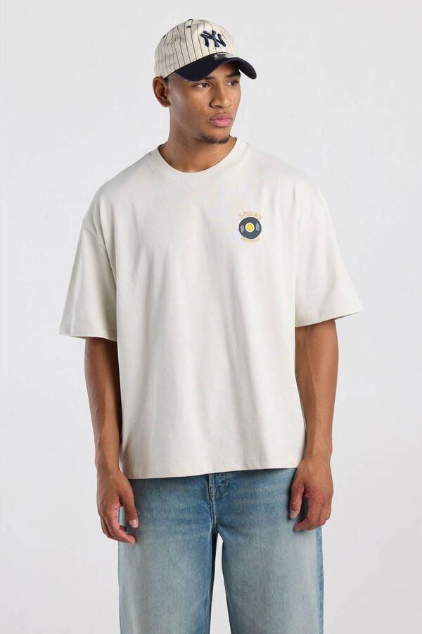 America Today boxy T-shirt met backprint ecru