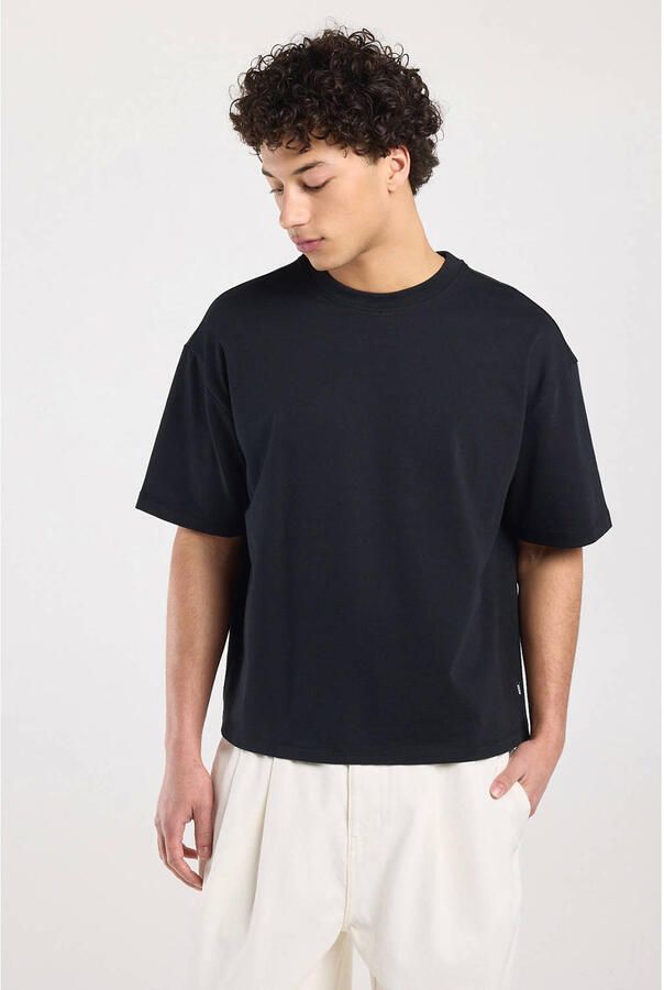 America Today boxy T-shirt zwart