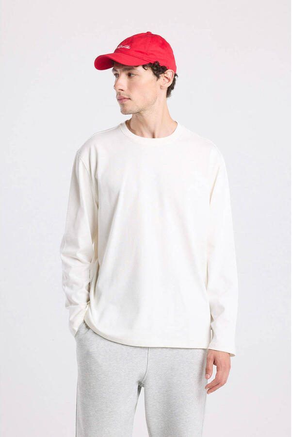 America Today longsleeve ecru