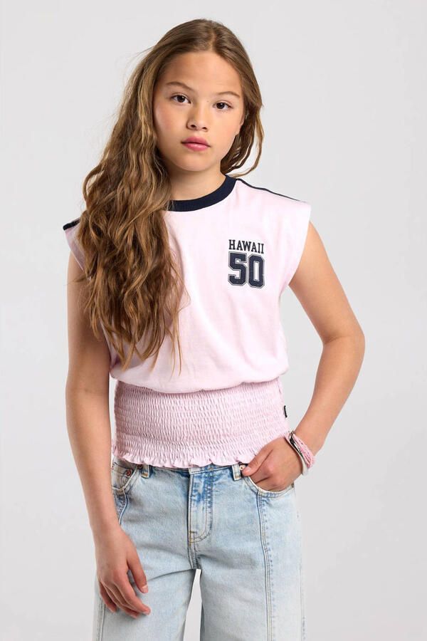 America Today mouwloze top met smockwerk en print roze