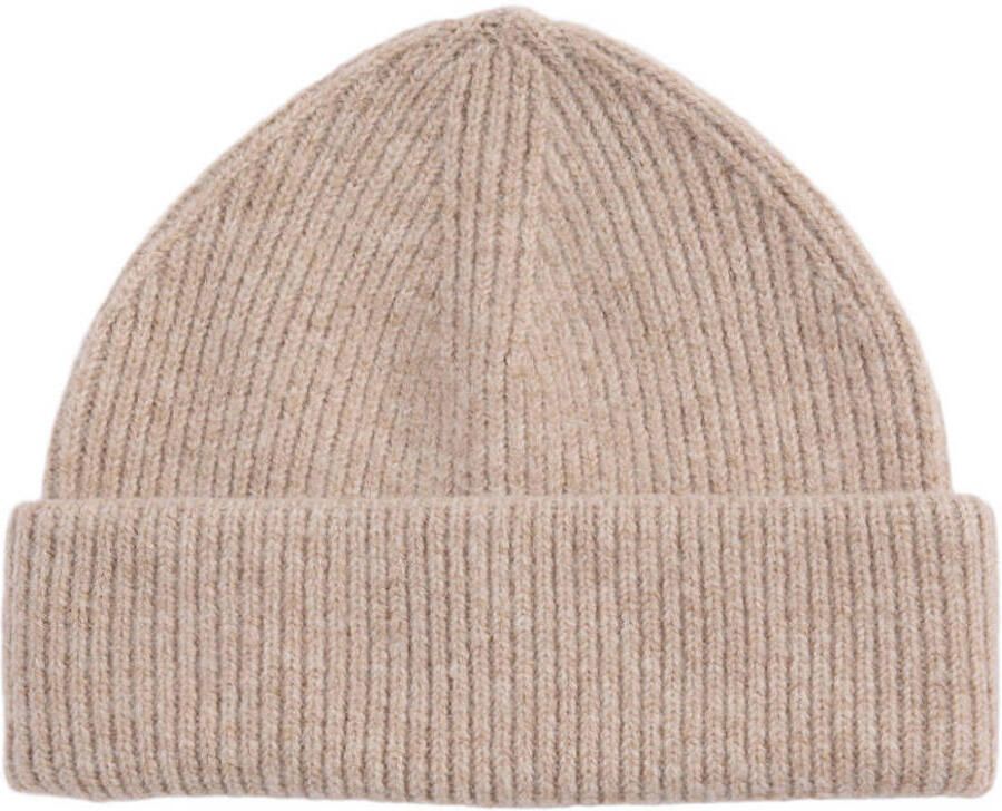 America Today muts beige