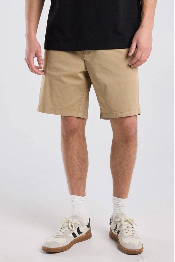 America Today regular chino short lichtbruin