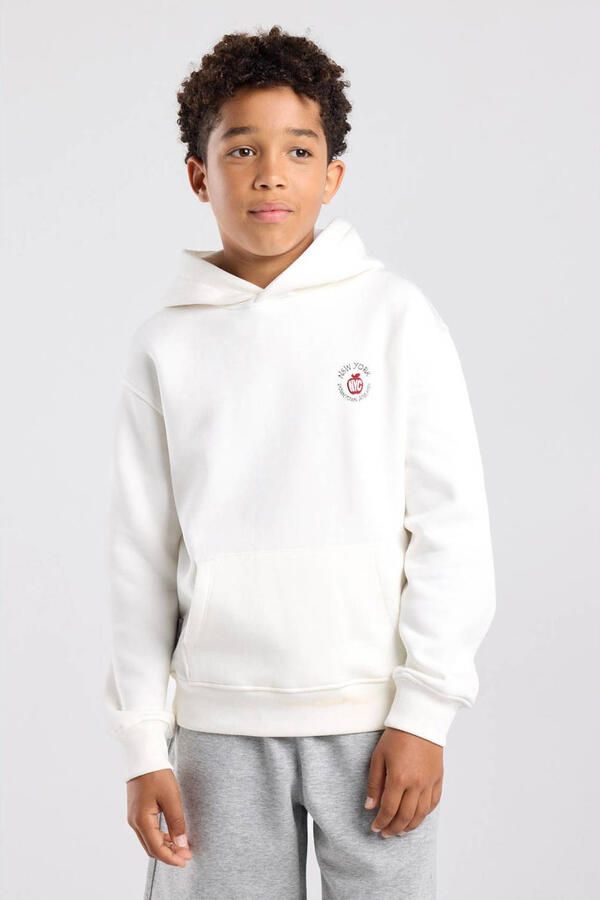 America Today sweater wit