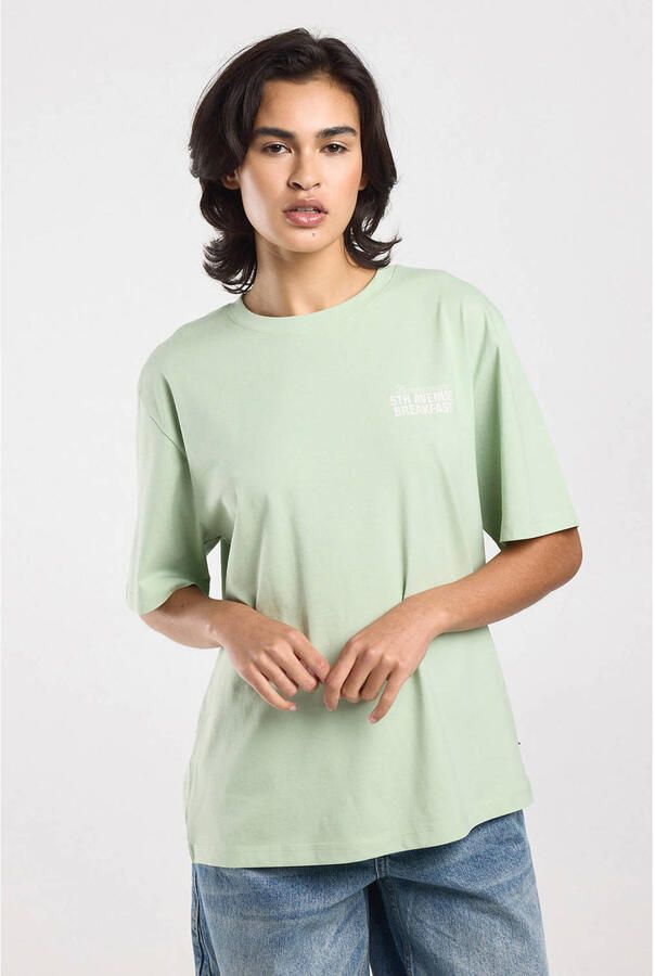 America Today T-shirt met backprint lichtgroen