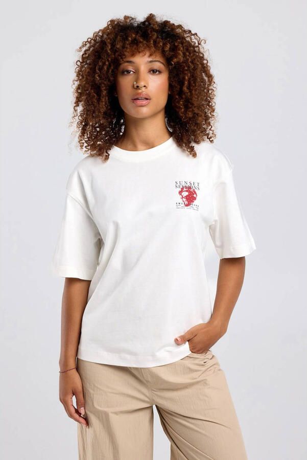 America Today T-shirt met backprint wit