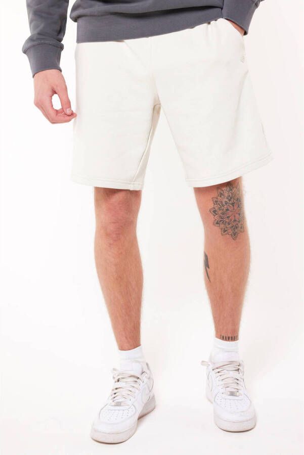 America Today relaxed short kit