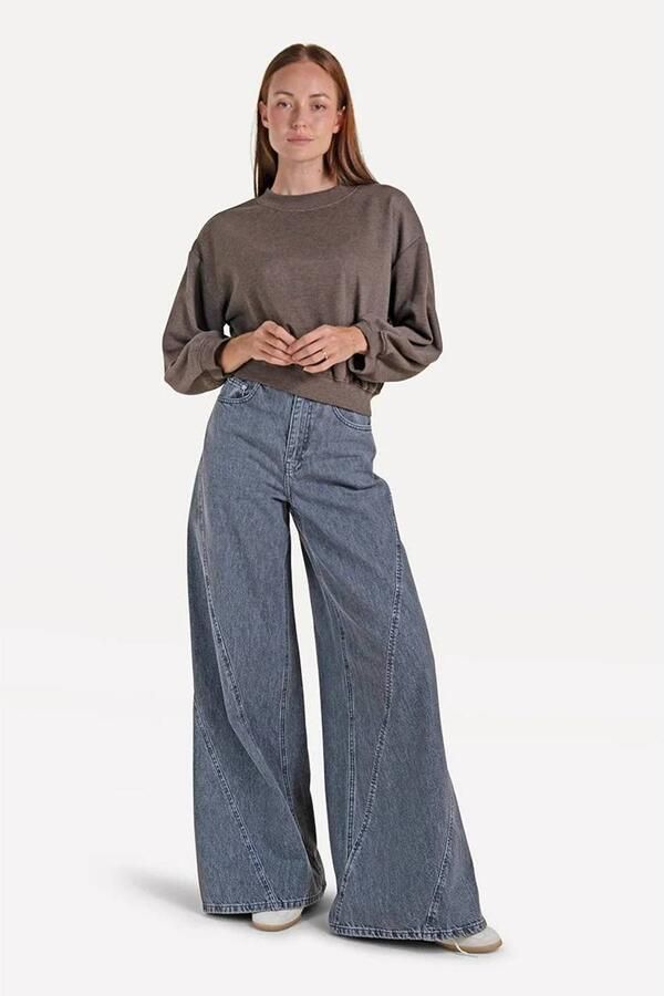 Another-Label cropped trui bruin