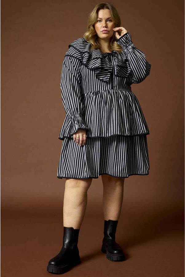 Anyday gestreepte korte jurk Plus Size zwart - Foto 2
