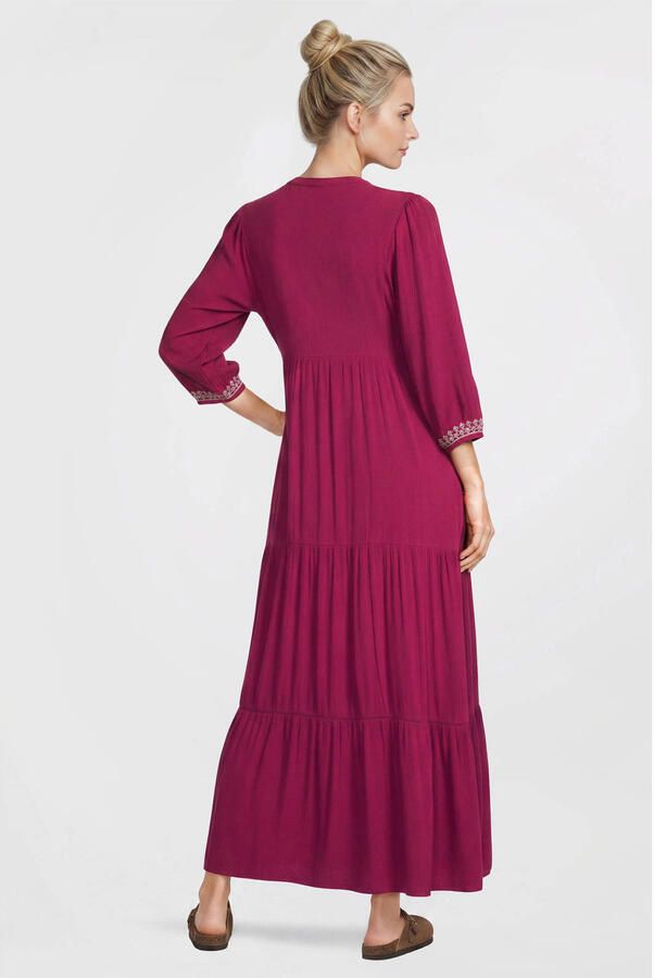 Anytime crinkle maxi jurk met borduursel wijnrood - Foto 2