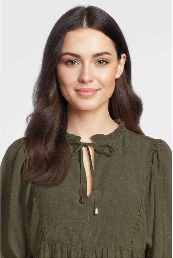 Anytime crinkle midi jurk met V-hals khaki - Foto 2