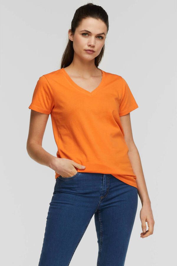 Anytime T-shirt met V-hals oranje