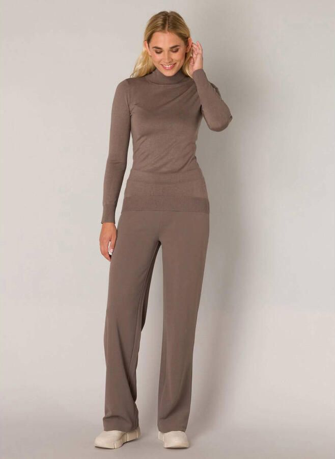 Base Level Coltrui in een zachte kwaliteit - Foto 2