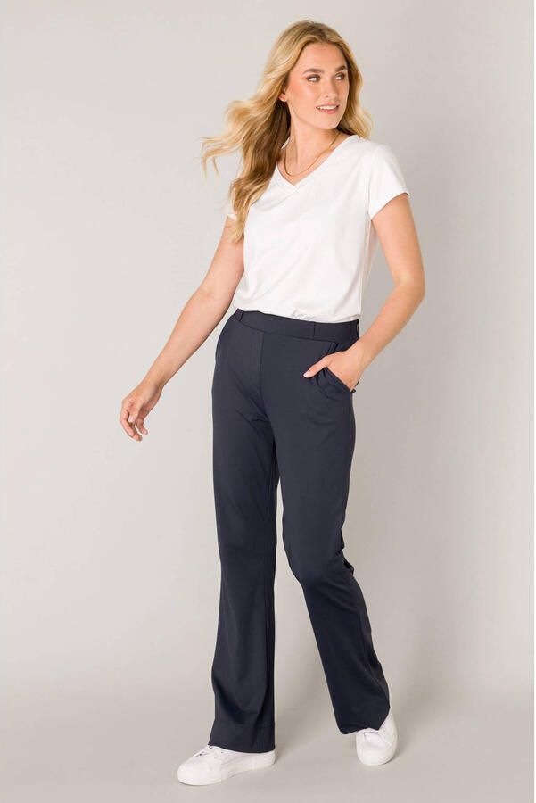 Base Level Stoffen broek Tori Zomerbroek met uitlopende pijpen en stretch