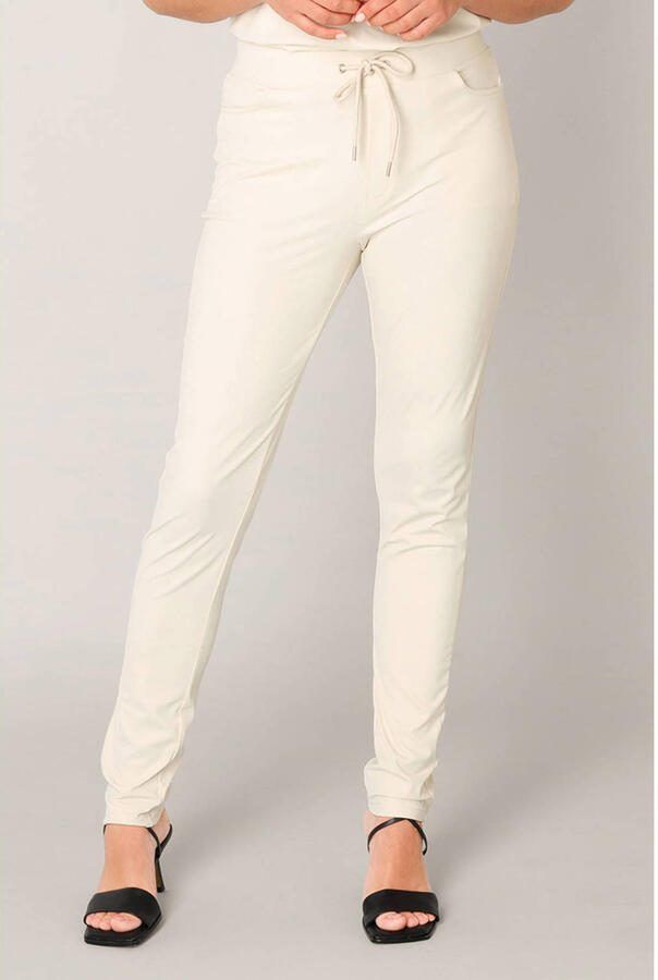 Base Level slim regular waist broek wit