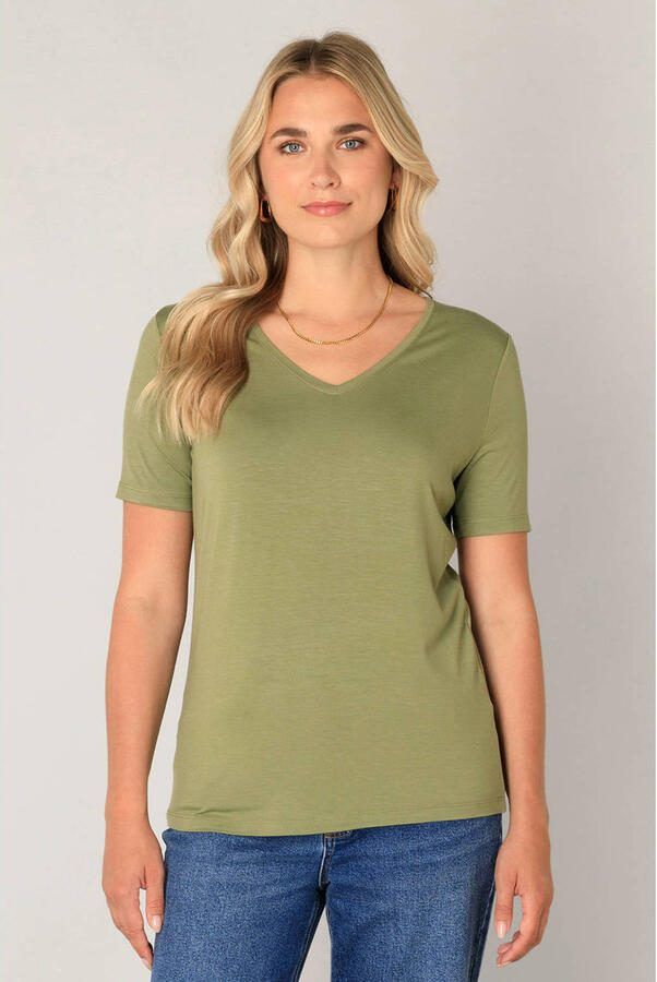 Base Level T-shirt groen