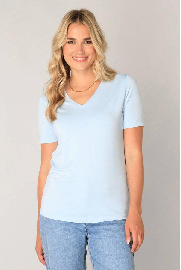 Base Level T-shirt lichtblauw