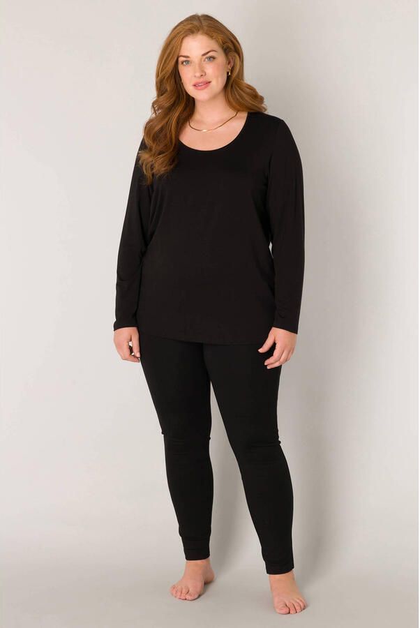 Base Level Curvy Shirt met lange mouwen met een ronde hals