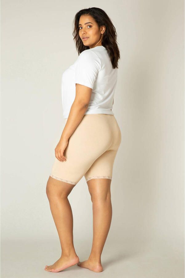 Base Level Curvy Fietsbroekje AVA met kanten randje