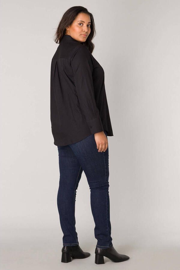 Base Level Curvy Klassieke blouse Aliza Klassiek aansluitend model
