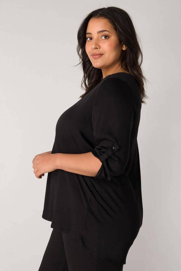Base Level Curvy Shirtblouse Yanina met v-hals