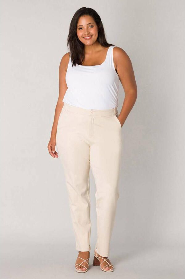 Base Level Curvy cropped tapered fit broek Yoella light beige