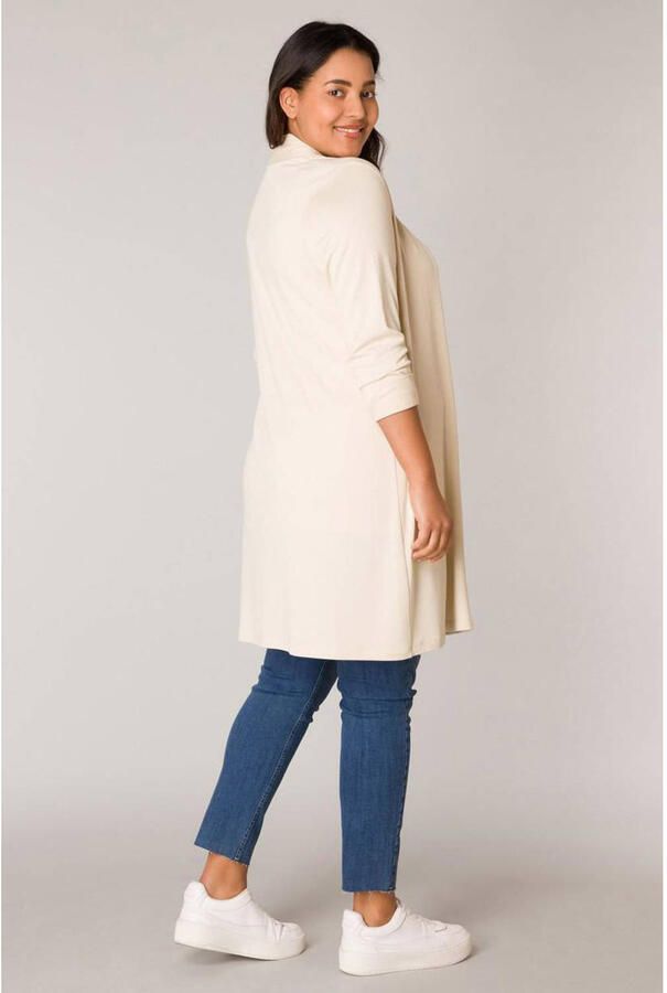 Base Level Curvy Lang vest Ayla Long Ruimvallende zachte tricotkwaliteit