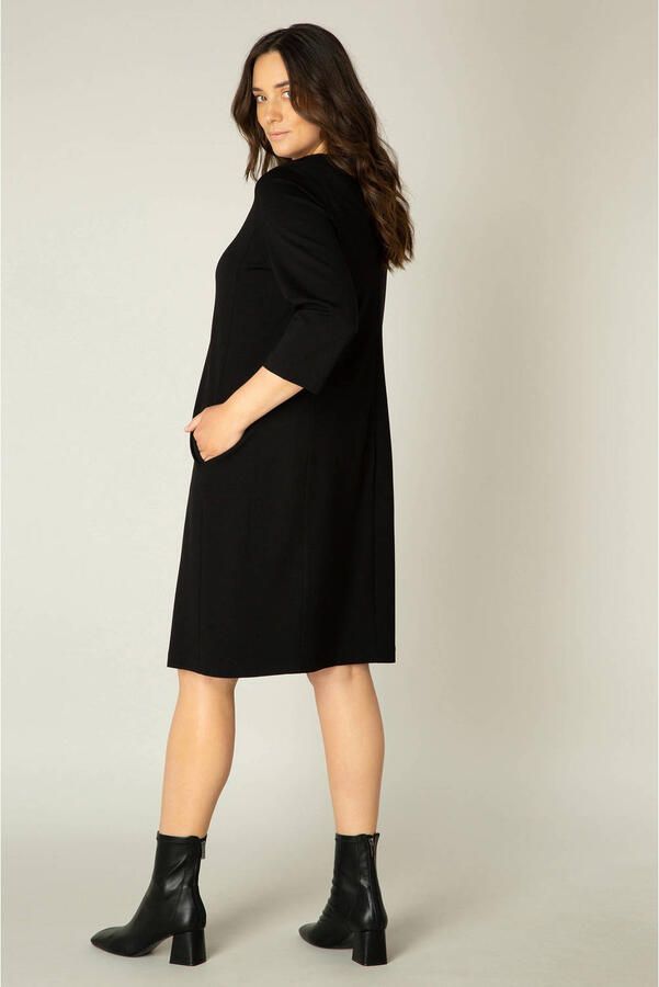 Base Level Curvy Kokerjurk Addy in vormvast viscosemix