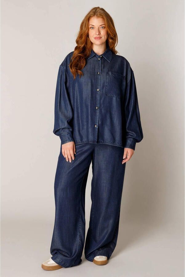 Base Level Curvy Plus Size blouse donkerblauw
