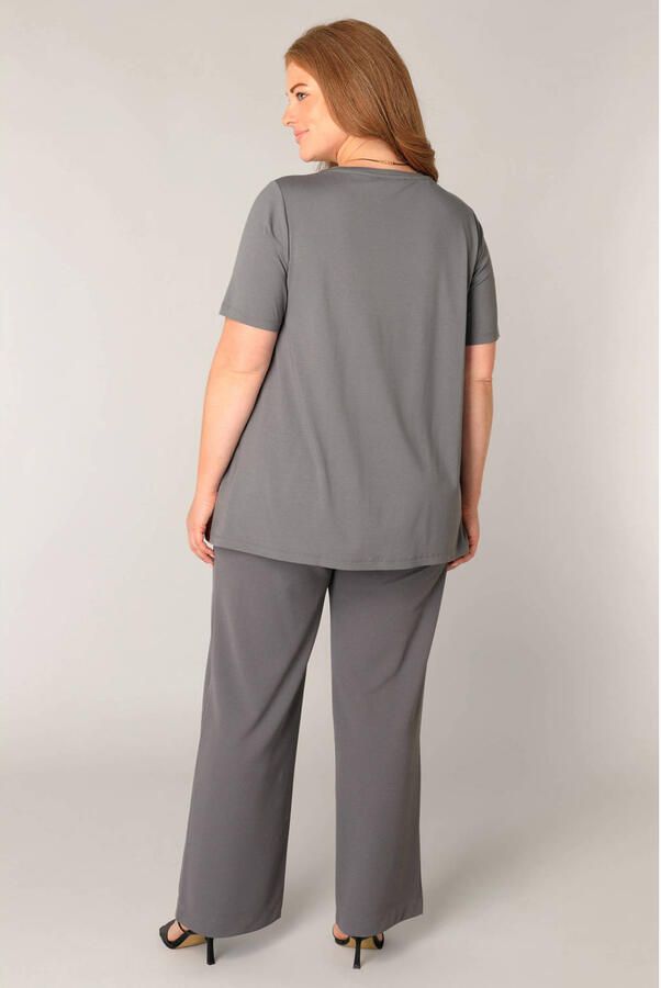 Base Level Curvy T-shirt antraciet - Foto 3