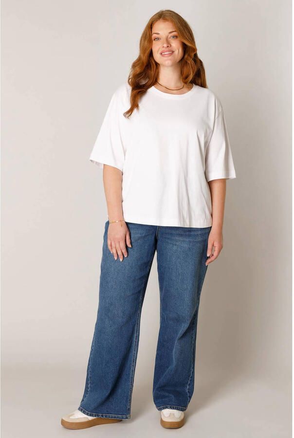 Base Level Curvy T-shirt Plus Size wit - Foto 2