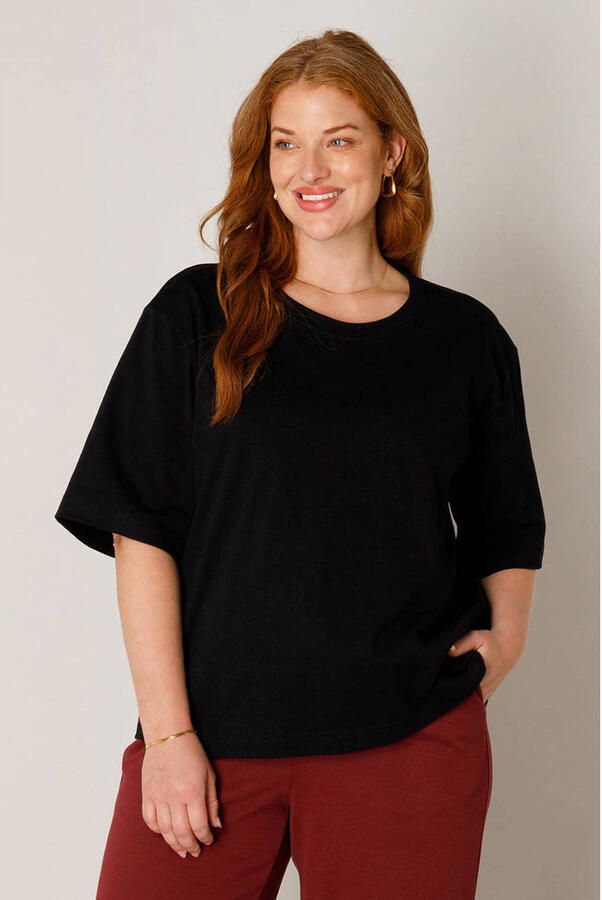 Base Level Curvy T-shirt Plus Size zwart