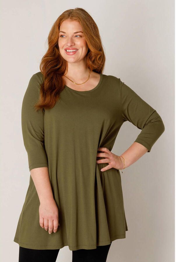 Base Level Curvy top