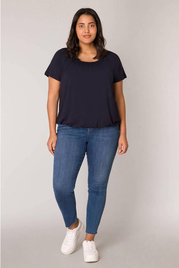 Base Level Curvy Ballonshirt Yoni met aangerimpelde ronde hals