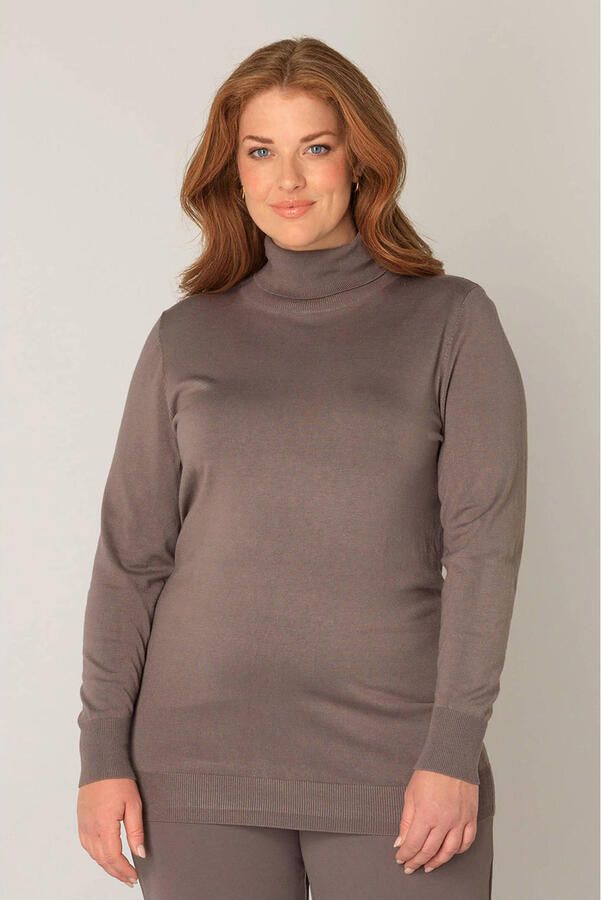 Base Level Curvy top Yuena taupe