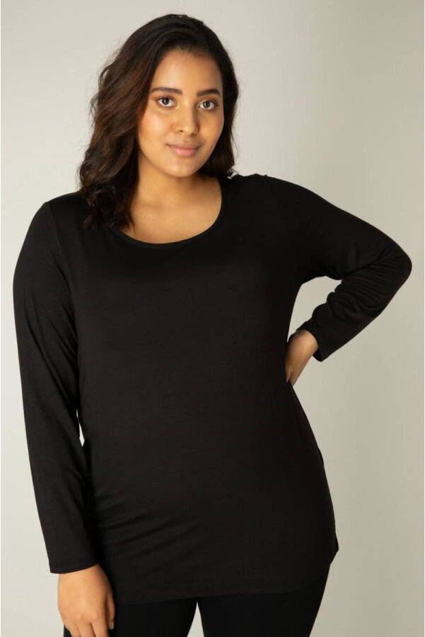 Base Level Curvy Shirt met lange mouwen met een ronde hals