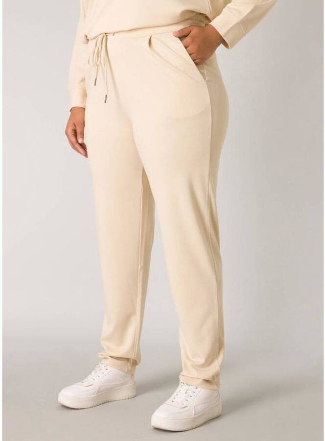 Base Level Curvy slim fit joggingbroek Yoanna beige - Foto 1