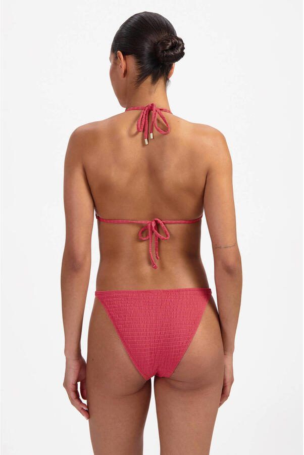 Beachlife voorgevormde triangel bikinitop met textuur koraalrood - Foto 3