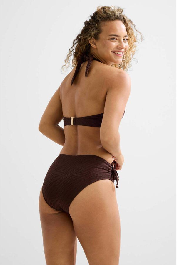 BEACHWAVE voorgevormde push-up bikinitop met textuur donkerbruin - Foto 4